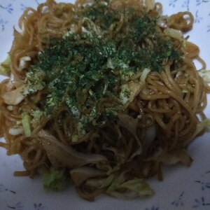 キャベツニンニク焼きそば